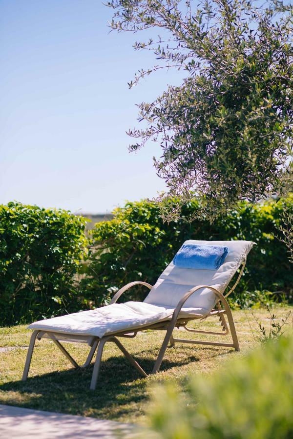 Lily'S Cottage Platanes  Bagian luar foto